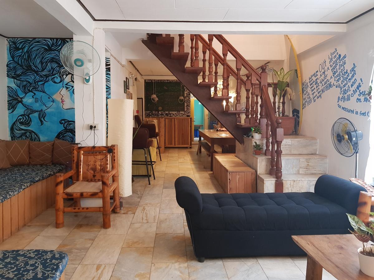 발레르 Go Surfari House 호스텔 외부 사진